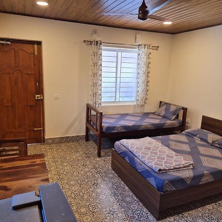 Sunny Smiles Homestay Mangalore Esterno foto