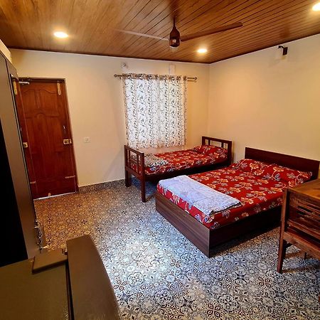 Sunny Smiles Homestay Mangalore Esterno foto